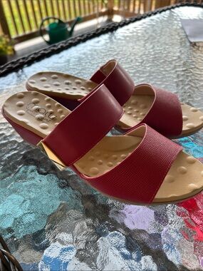 Women’s Burgundy Double-Strap Slide Sandals with Gold Accent